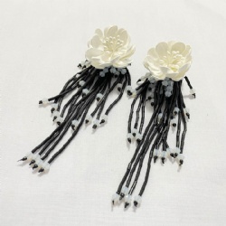 Floral clusters of tassel earrings