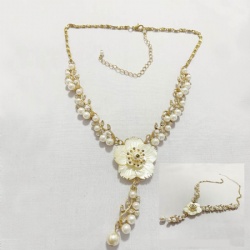 pearl shell Y shape necklace